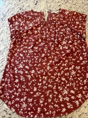 fun 2 fun Rust Floral Short-Sleeve Blouse with Cream Print